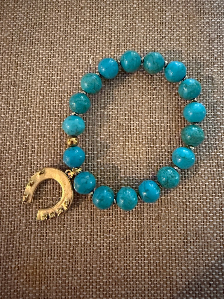 Beaded Bracelet with Gold Horseshoe Charm – Good Luck Jewelry