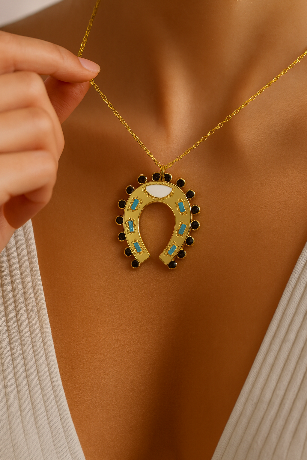 Golden Horseshoe Gold Pendant Layering Necklace